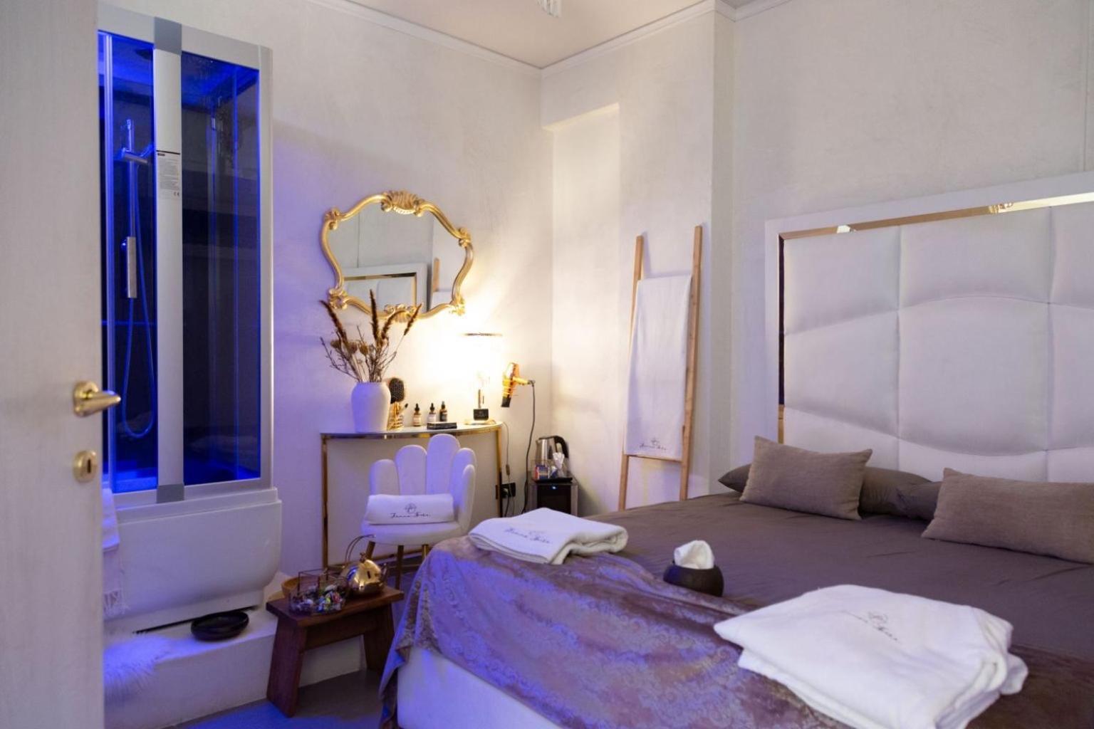 Femme Noir Luxury Spa Experience San Nicola La Strada Exteriör bild